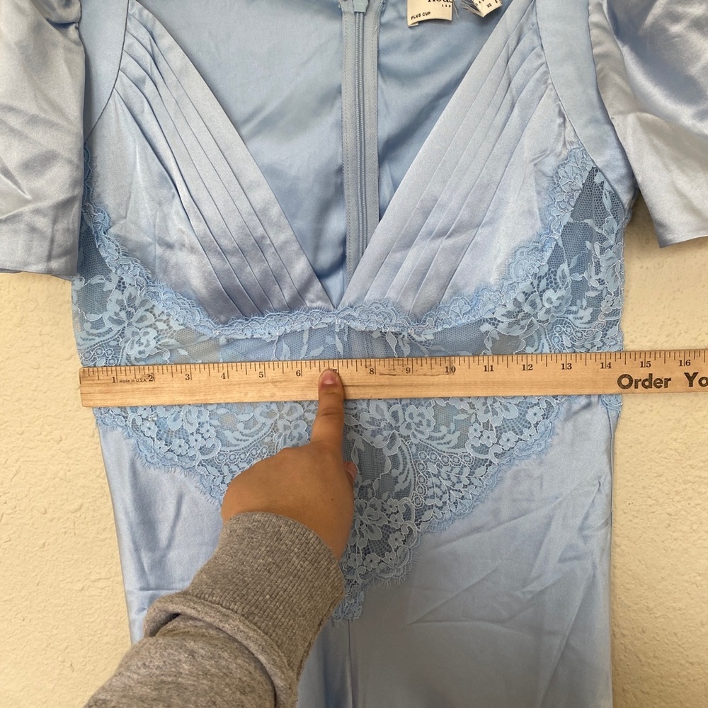 House of CB M D-DD 'Rafaela' Soft Blue & Pure Silk Lace Maxi Dress NWOT - Picture 9 of 13